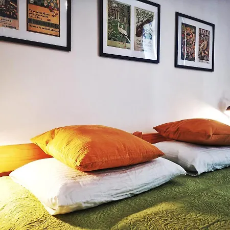 Zahida Lounge Пула