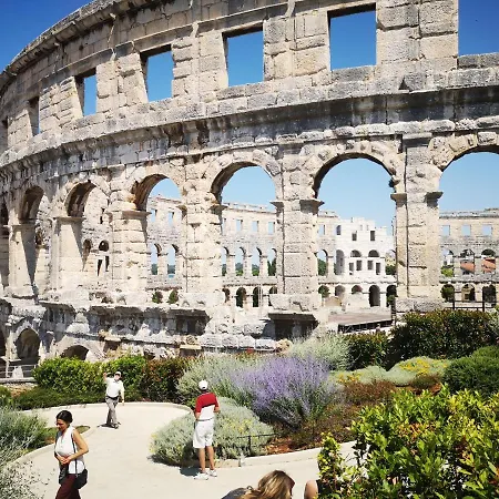 Zahida Lounge Appartement Pula