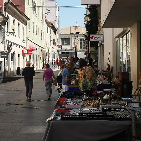 Apartment Zahida Lounge Pula